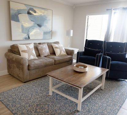 Queen size sleeper/sofa