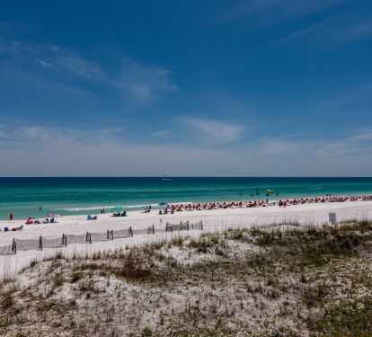THE BEACH!! 
