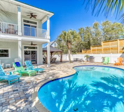 Ample Outdoor Space for All Guests